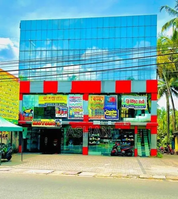 Main Road Facing Commercial Building for Rent Kaduwela