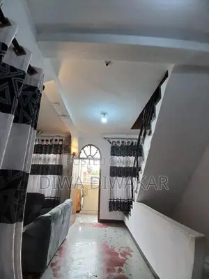 2 Floors - Upstairs House for Lease Colombo 14