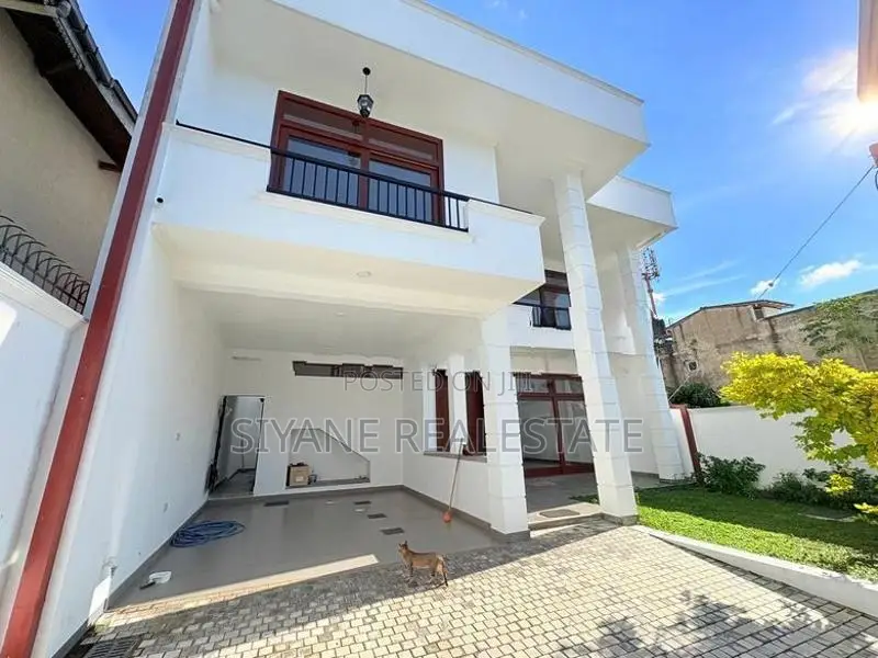 Luxury New House for Sale in Battaramulla