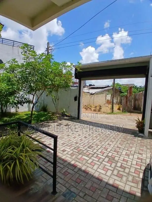 #56LD-Valuable Property For Sale In Gampaha Yakkala Town