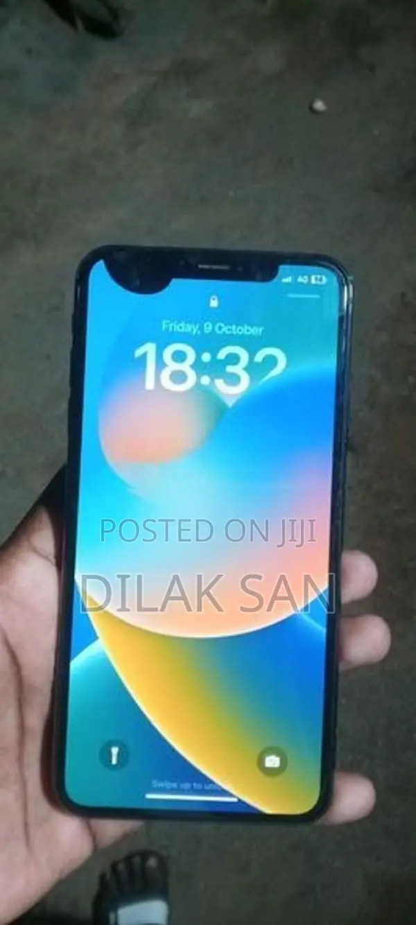 Apple iPhone XS Max (Used)