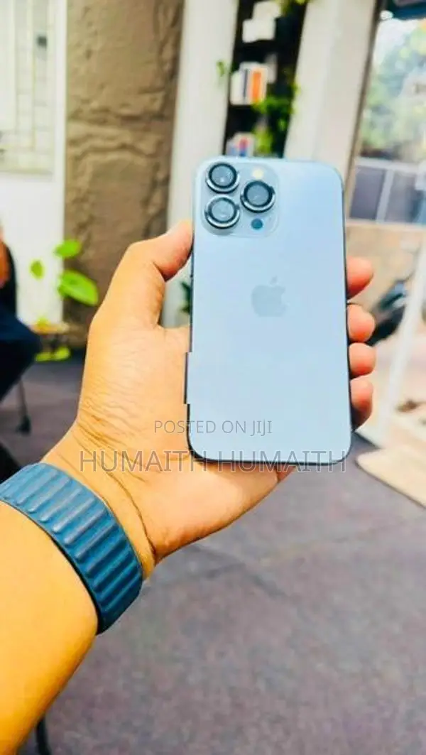 Apple iPhone 13 Pro (Used)