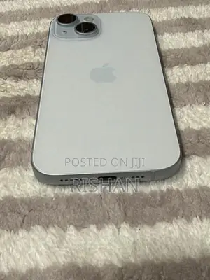 Apple iPhone 15 (Used)
