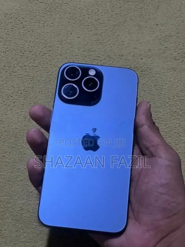 Apple iPhone 15 Pro Max (Used)