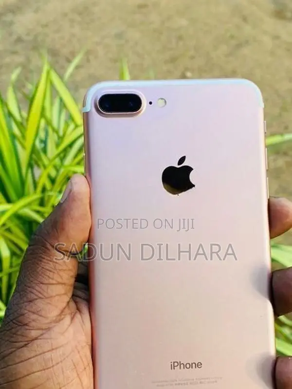 Apple iPhone 7 Plus Pink Edition (Used)