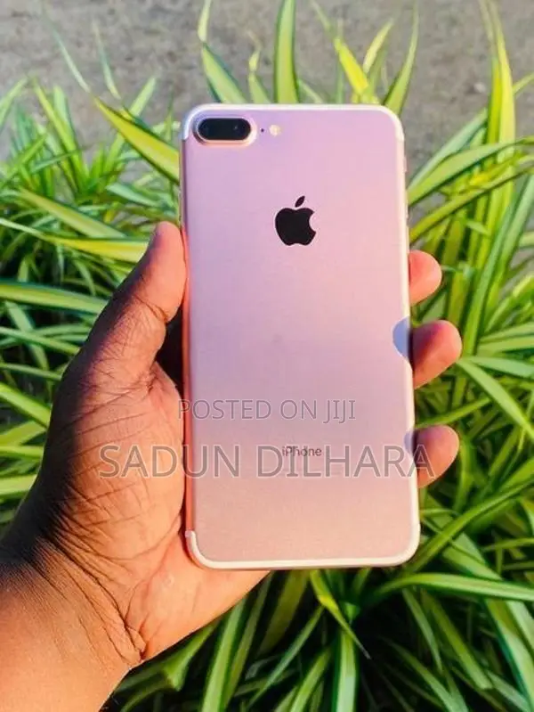 Apple iPhone 7 Plus Pink Edition (Used)