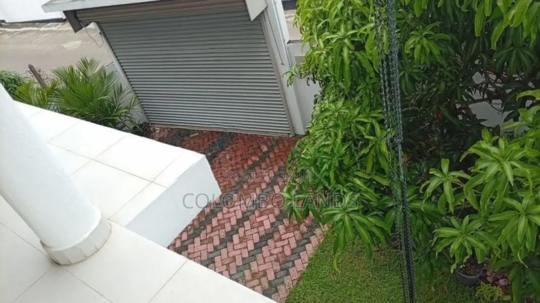 Two Storied House For Sale In Battaramulla, Koswatta – Sooriya Mawatha