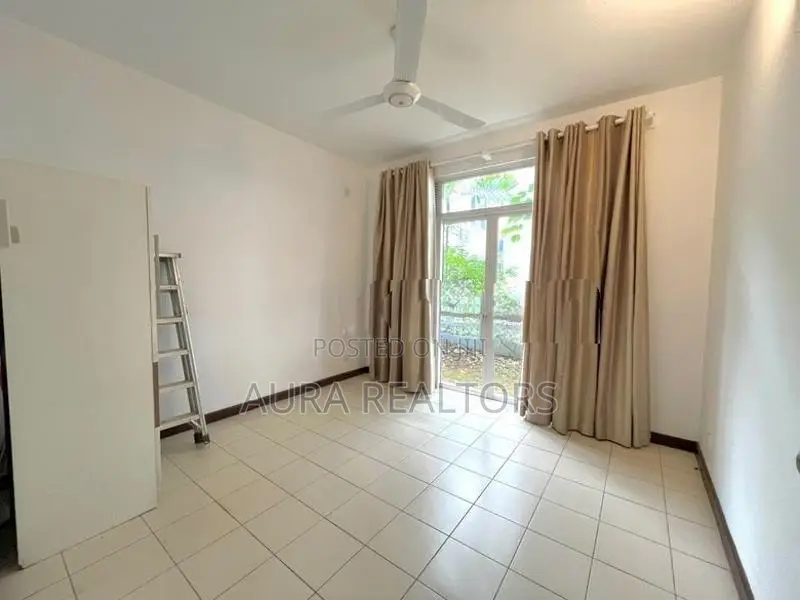 House for Sale in Malabe ( p-325)
