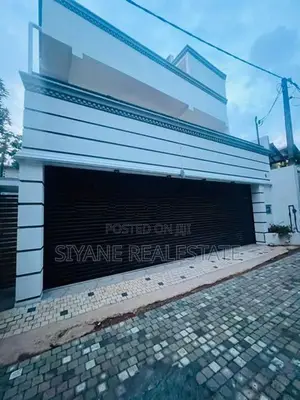 Luxury House for Sale in Maharagama Piliyandala Rd