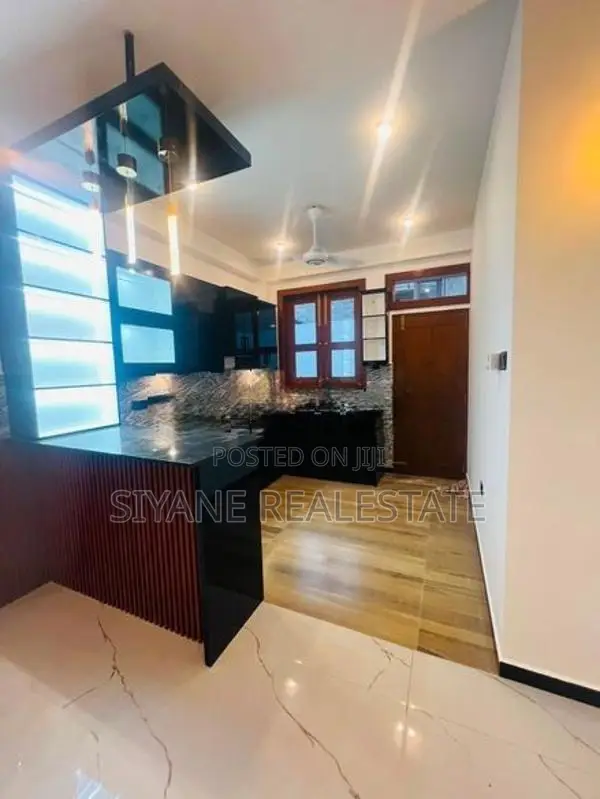 Luxury House for Sale in Maharagama Piliyandala Rd