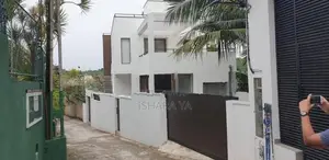 Spacious Semi Furnished House For Rent In Madiwela Kotte