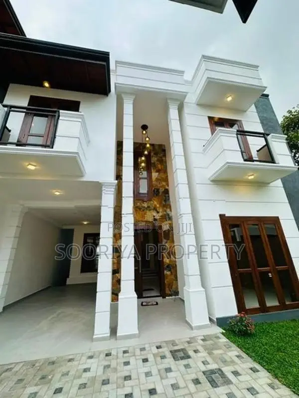 Gated Community Brand New House for Sale in Boralesgamuwa Town
