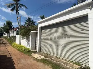 Spacious New House for Sale in Piliyandala