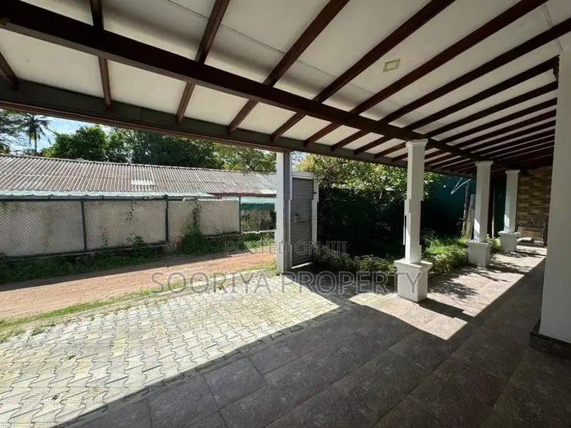 Spacious New House for Sale in Piliyandala