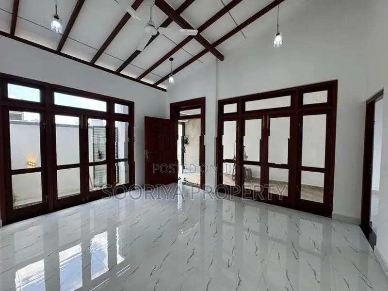 Super Luxury Brand New House for Sale in Piliyandala Kahathuduwa