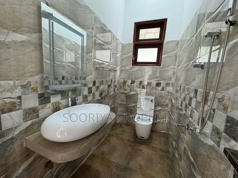 Super Luxury Brand New House for Sale in Piliyandala Kahathuduwa