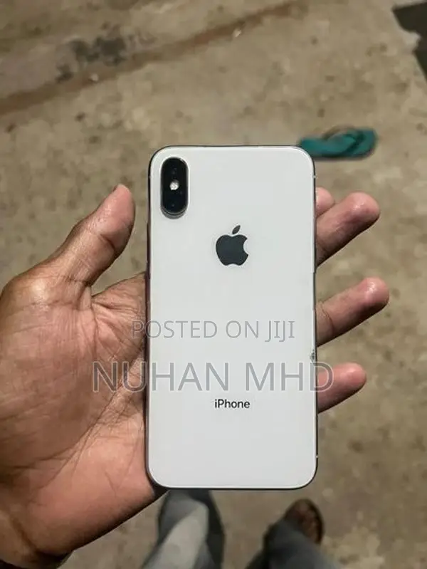 Apple iPhone X (Used)