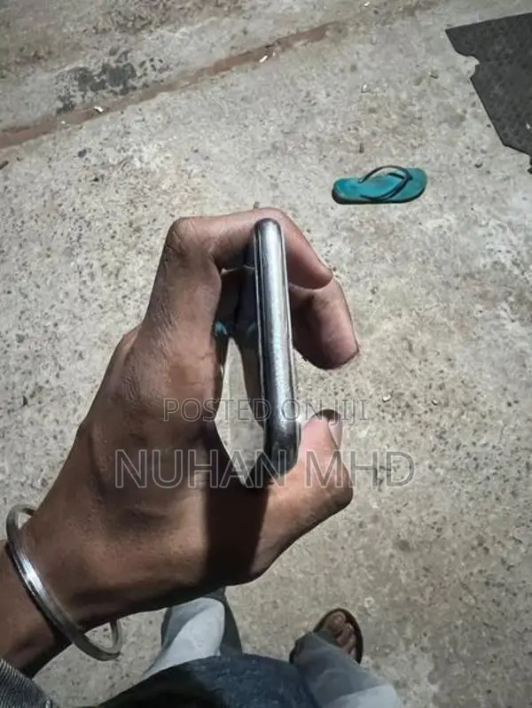 Apple iPhone X (Used)