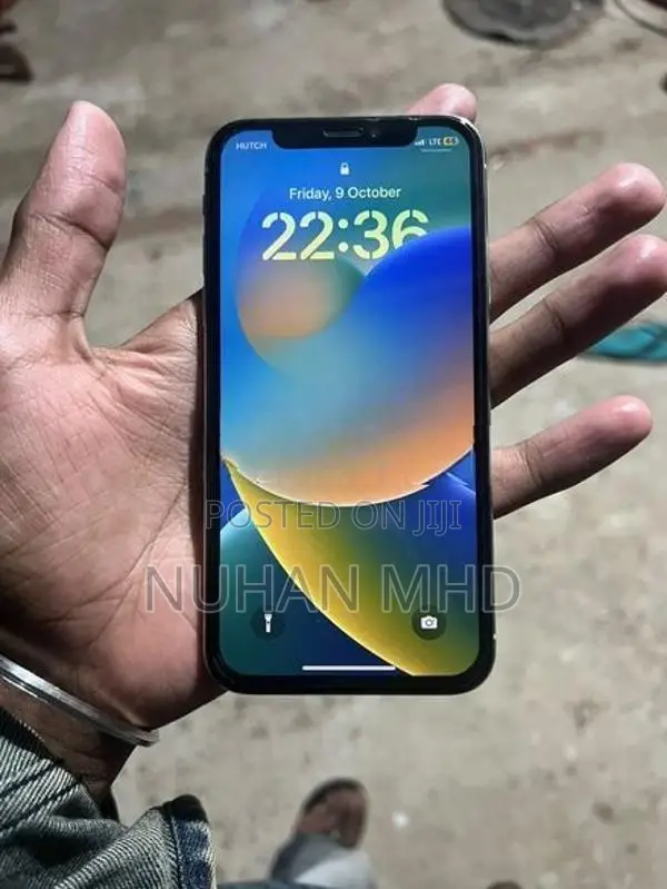 Apple iPhone X (Used)