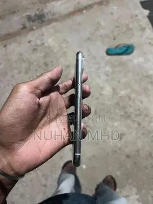 Apple iPhone X (Used)