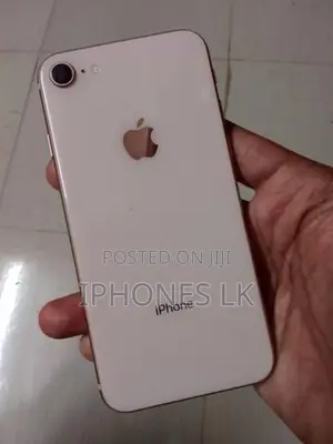 Apple iPhone 8 (Used)
