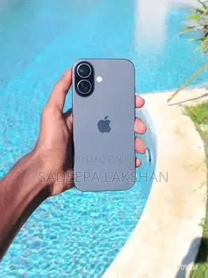 Apple iPhone 17 (Used)