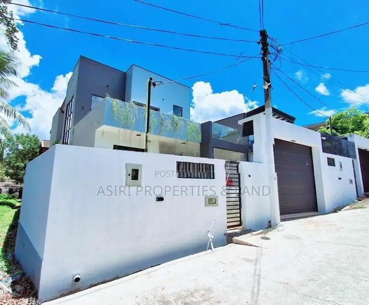 TWO STORY MODERN HOUSE FOR SALE IN PILIYANDALA POLGASOWITA
