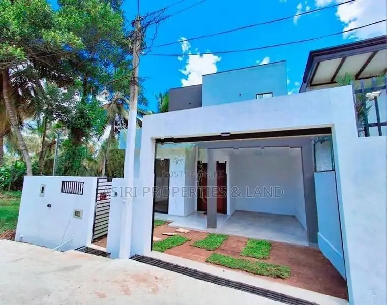 TWO STORY MODERN HOUSE FOR SALE IN PILIYANDALA POLGASOWITA