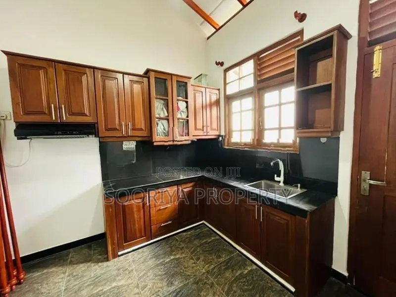 Luxury New House for Sale in Kesbewa