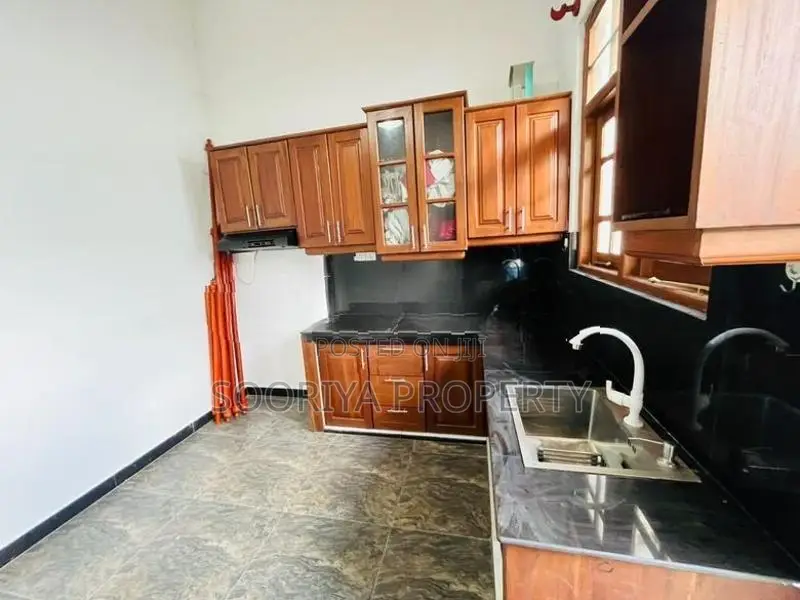 Luxury New House for Sale in Kesbewa