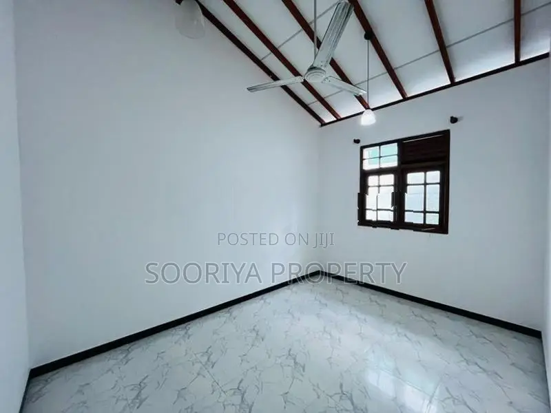 Luxury New House for Sale in Kesbewa