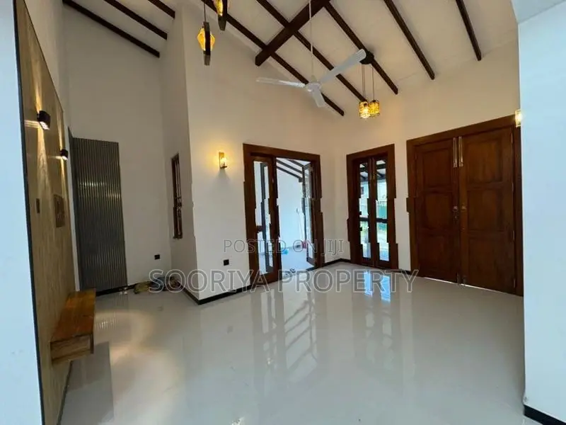Super Luxury House for Sale in Piliyandala Kesbewa
