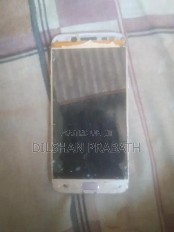 Samsung Galaxy J5 (Used)