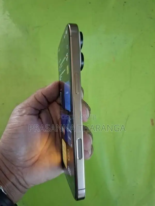 Apple iPhone 16 Pro Max (Used)