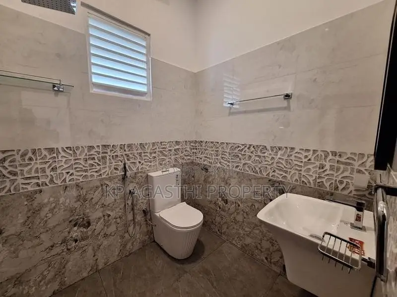 modern luxury house for sale in piliyandala