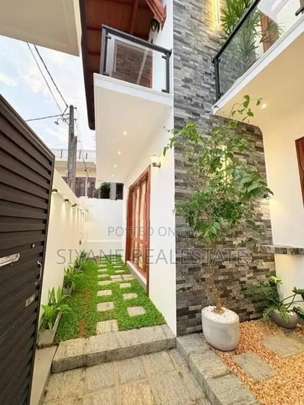 Luxury New House For Sale In Malabe