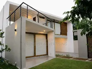 Battaramulla Pothuvarama Road Luxury House for Sale