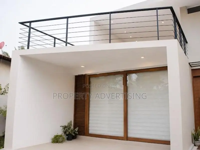 Battaramulla Pothuvarama Road Luxury House for Sale
