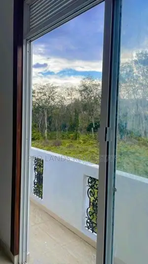 (AR361) Three Story House for Rent in Mattegoda