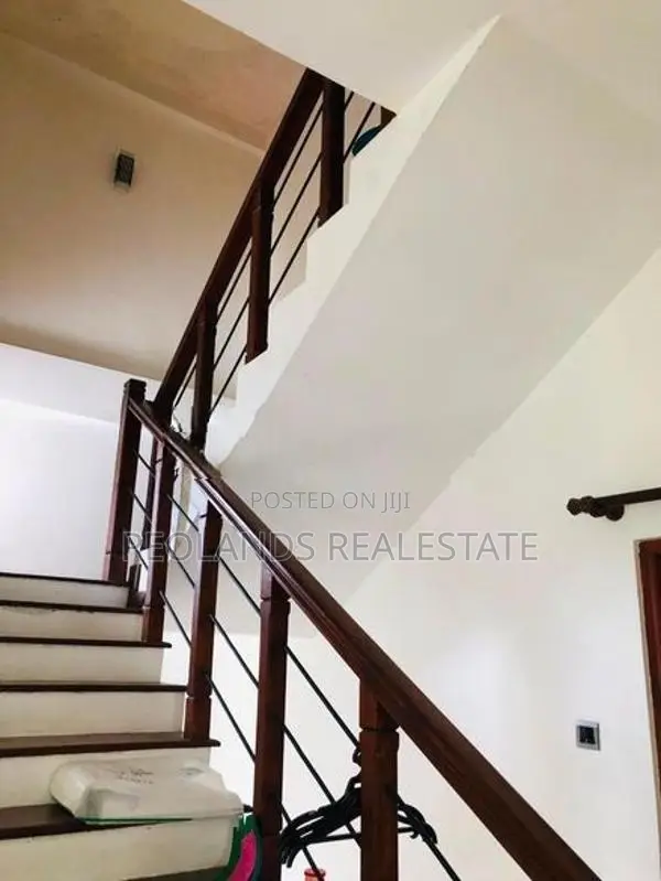 (RR707) Two Storey House for Rent in Piliyandala