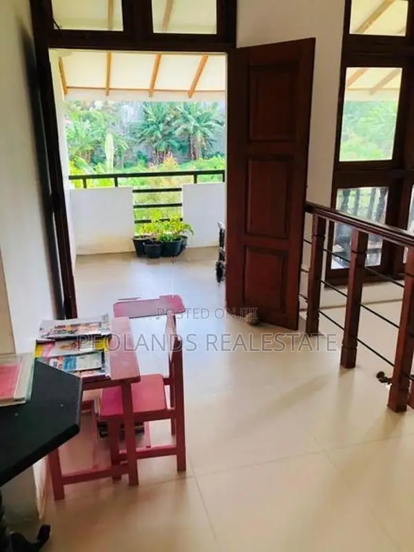 (RR707) Two Storey House for Rent in Piliyandala