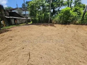 කඩවත සූරියපාළුව පාරේ වටිනා ඉඩම් කොටසක්