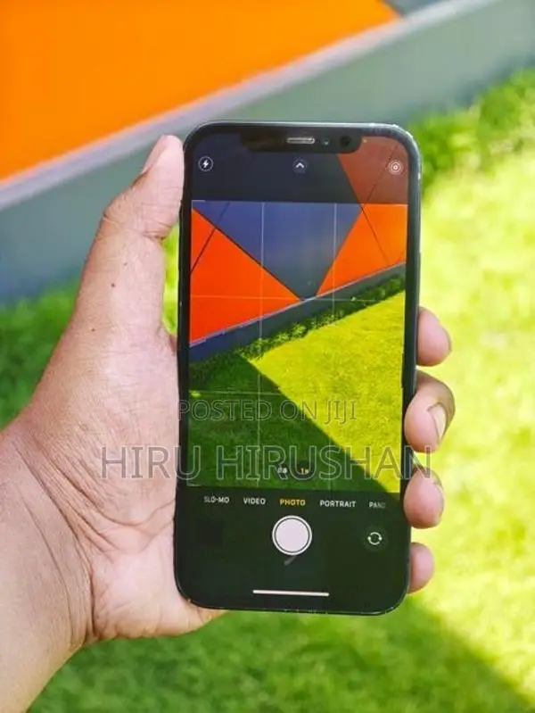 Apple iPhone 12 (Used)