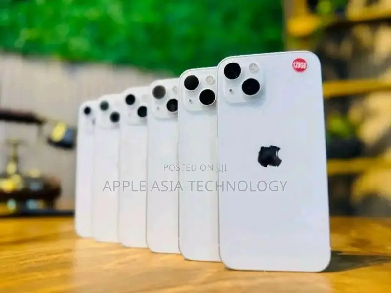 Apple iPhone 13 256GB Full Set (Used)