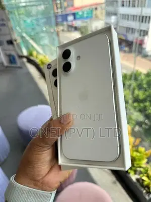 Apple iPhone 16 256GB (Used)