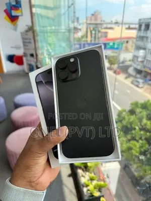 Apple iPhone 16 Pro Max 256GB (Used)
