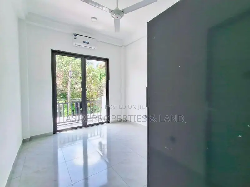 Brand New 4 Bedrooms House for Sale in Piliyandala Miriswaththa