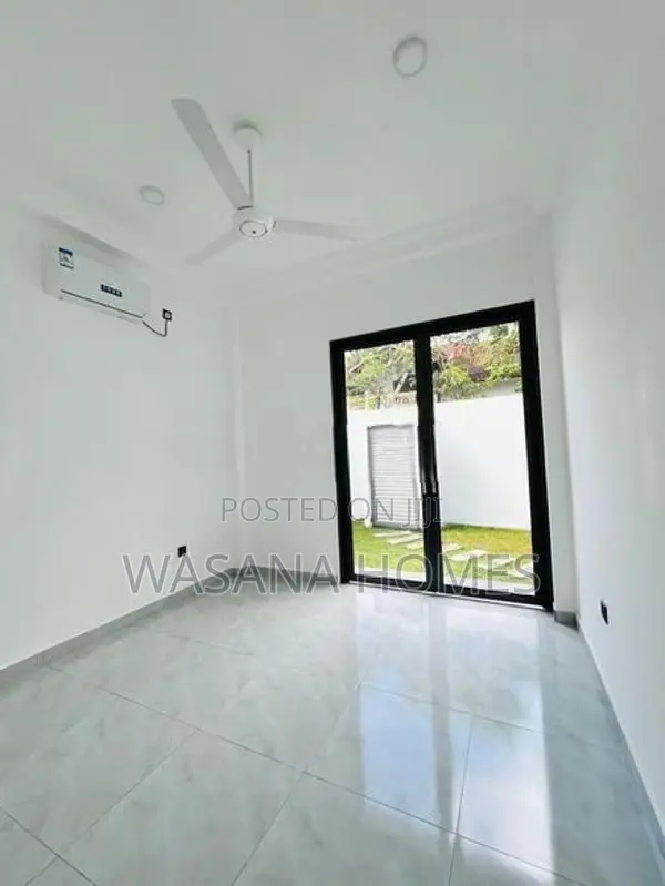 Solid House For Sale Piliyandala