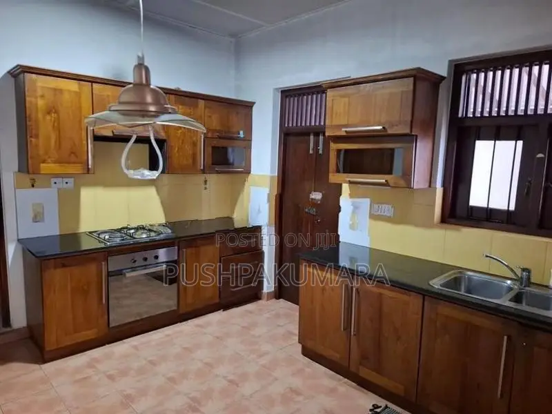 House for Sale in Udahamulla ,nugegoda (File Number 1932 A)