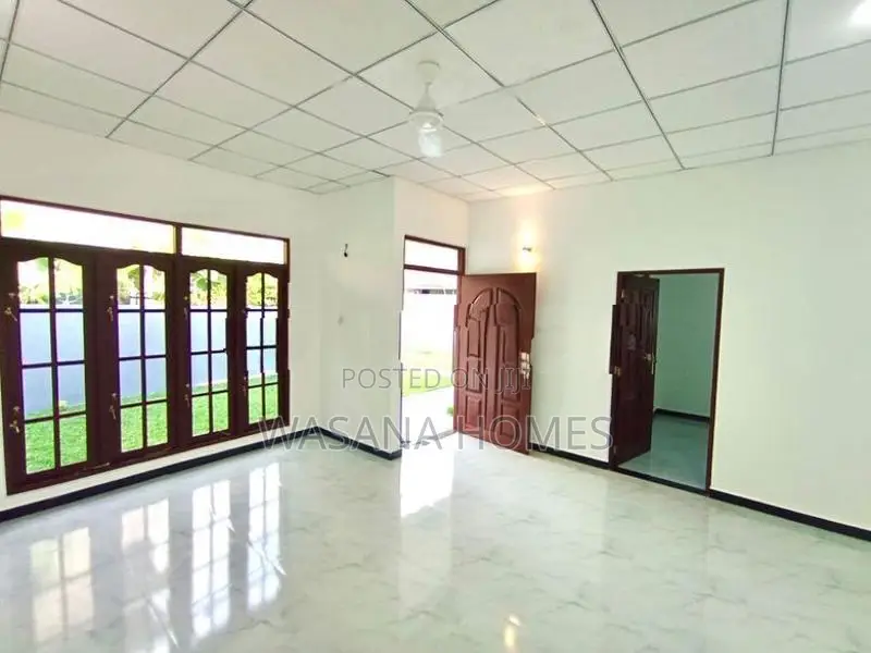 Super House for sale Piliyandala